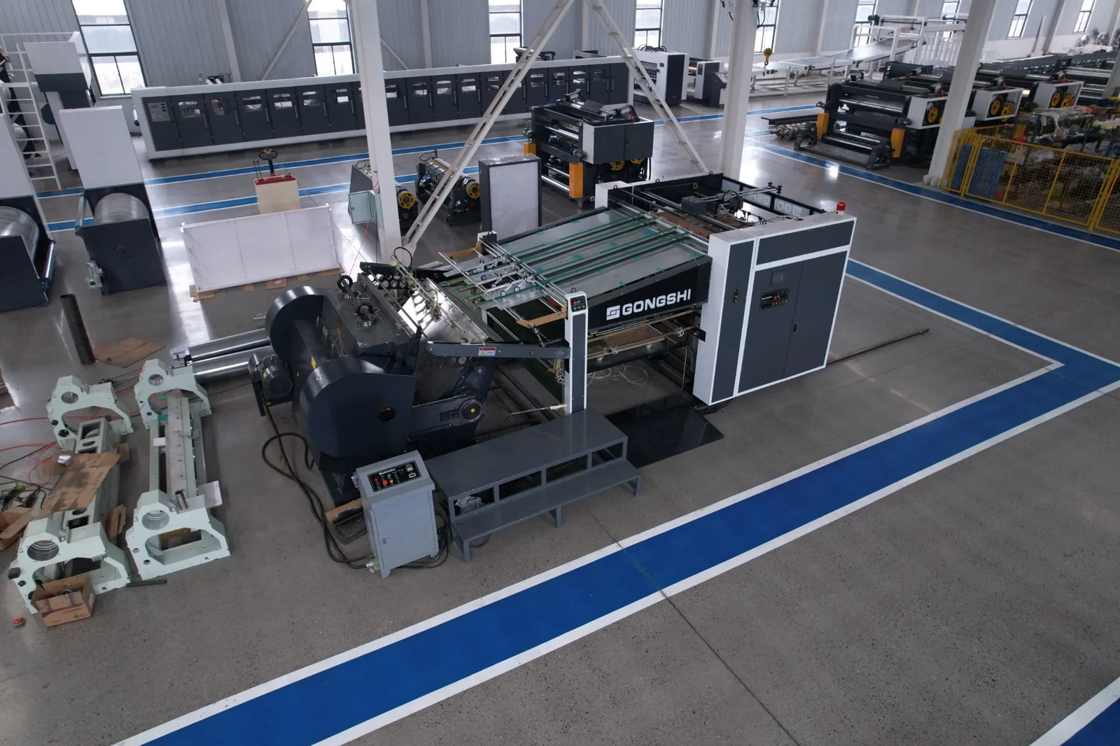 Gongshi machine in an industrial setting